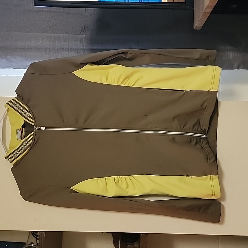Brown and yellow jacket